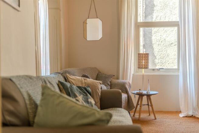 2_ST_ELLAS_WYND_LIFESTYLE-22.jpg
