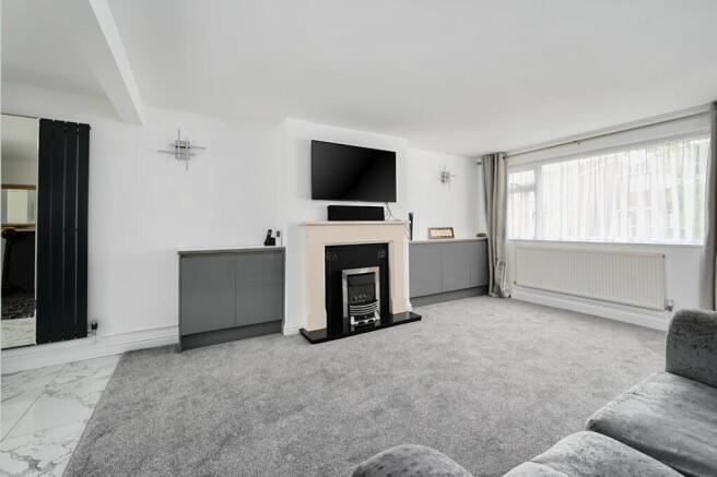 Lounge Alt 2