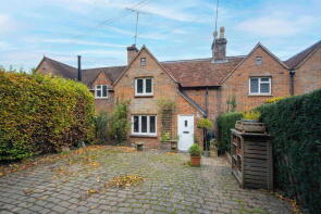 6 Brook Cottage, Latimer Road, Rickmansworth WD3 6EX