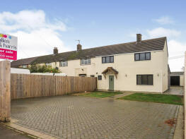 16, St James, Chippenham SN15 4HJ