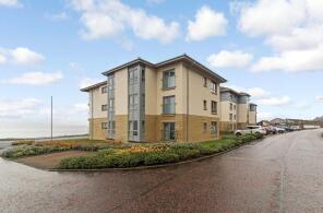 Flat 2-1, 108, Cloch Road, Gourock PA19 1FG