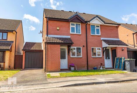 Cucklington Gardens, Bournemouth, BH9 3QR