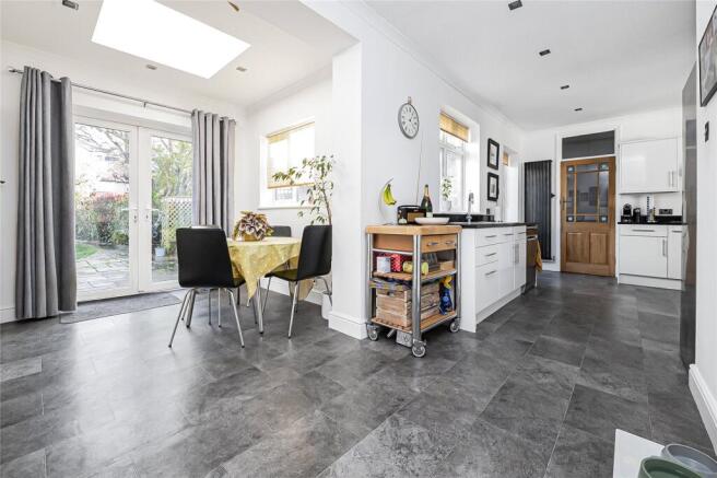 Kitchen/Breakfast Rm
