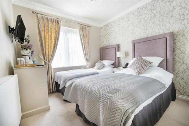 Owners Guest Suite.jpg