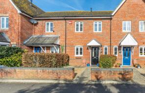 11, School Close, Chichester PO20 3AB