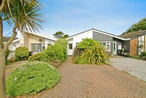 53, Ellen Close, Truro TR4 8TU