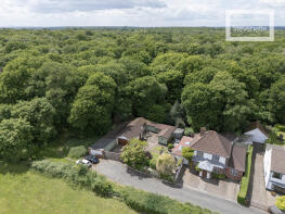 38, Forest Glade, North Weald Bassett, Epping CM16 6LD
