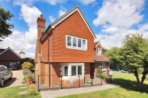 Ware Grange, Bells Yew Green Road, Tunbridge Wells TN3 9BD