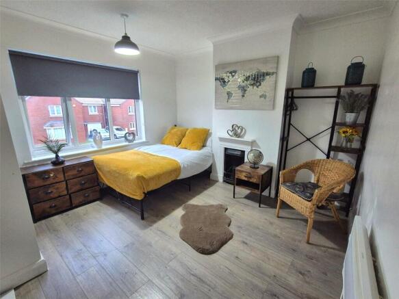 Bedroom/Kitchen