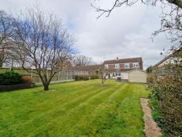 15, Priory Road, Bicknacre, Chelmsford CM3 4EY