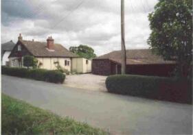 Inglewood, Goulds Road, Bures CO8 5HP