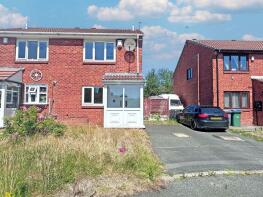 17, Lister Close, Tipton DY4 8SY