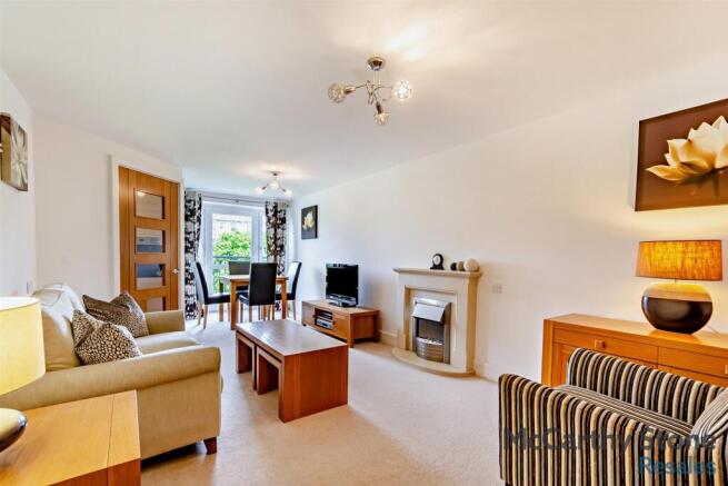 8645484-interior15-800.jpg