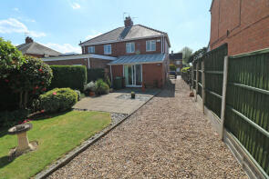90, Station Road, Doncaster DN9 1JZ
