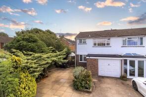 8, Barn Close, Hassocks BN6 9DG