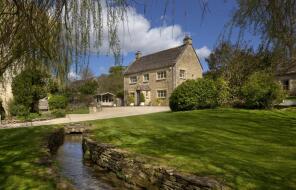 Keepers Lodge, Street Through Swinbrook, Burford OX18 4ED