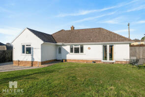 66, Clayford Avenue, Ferndown BH22 9PG