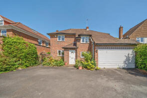 49, High Beeches, Gerrards Cross SL9 7HY