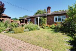 Michaelmas, The Bungalows, Oakley Road, Hannington RG26 5TU