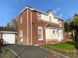 25, Moorwood Drive, Oldham OL8 2XD