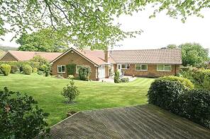 5, Hall Walk, Brough HU15 1PN