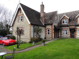 Flat 1, Dame School Court, Pook Lane, Chichester PO18 0SA