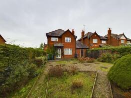 3, Castle Hill, Pulford, Chester CH4 9EY