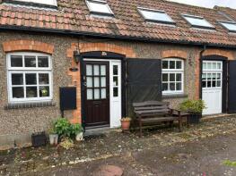 3, Mentmore Court, Howell Hill Close, Mentmore LU7 0TZ