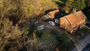 1, Hall Farm Cottage, Main Road, West Bilney PE32 1HW