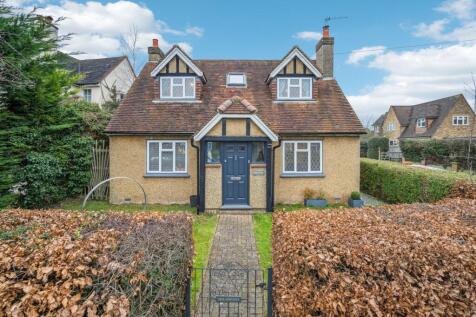 Grove Lane Chalfont St Peter, GERRARDS CROSS, SL9