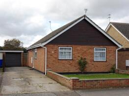 6, Wheatacre Drive, Lowestoft NR32 5JG