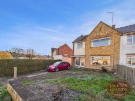 17, Deancourt Drive, Northampton NN5 6PY