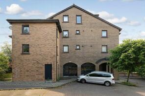 25, Glen Lednock Drive, Craigmarloch, Glasgow G68 0EJ