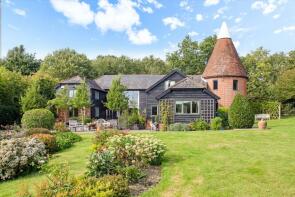 Slaters Oast, Hever Road, Edenbridge TN8 7NX