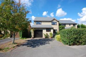 24, Cleaves Avenue, Chippenham SN14 8BX
