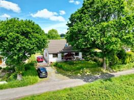 Cwm Curyll, C2204 From Four Roads To Pontyates, Pontyates, Llanelli SA15 5TL