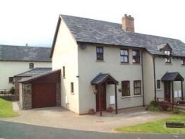 7, Meadow Side, Llanspyddid, Brecon LD3 8PJ