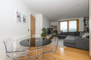 Flat 133, 1 Candle House, Wharf Approach, Holbeck, Leeds LS1 4GJ