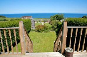 10, The Bungalows, Long Row, Saltburn-by-the-sea TS13 5LG