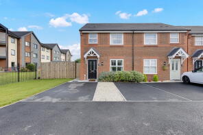 32, Mercer Place, Moston CW11 3DZ