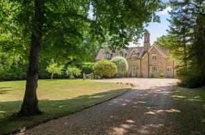 Old Beith House, Fernhurst Road, Liphook GU30 7LU