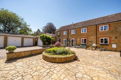 Brock Court, Castle Cary, BA7