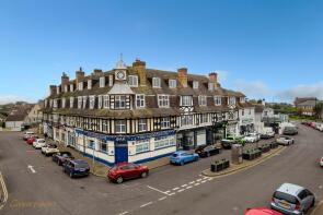 2, Parade Mansions, Sea Road, Littlehampton BN16 1NT