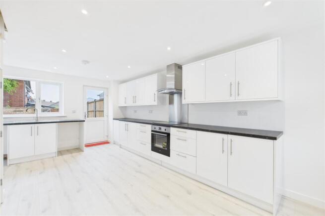Kitchen (1)