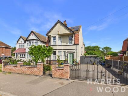 Walton Road, Clacton-On-Sea, Essex, CO15