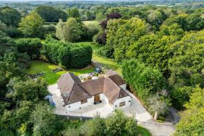 Holford Lodge, Haywards Heath Road, North Chailey BN8 4DT