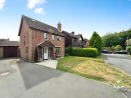 3, Olivers Close, Bramley RG26 5UL