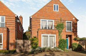 10a, Broad Lane, Upper Bucklebury, Reading RG7 6QJ