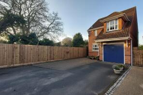 24, Waggoners Way, Bourne PE10 0XR