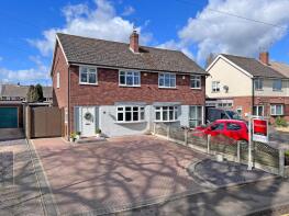 15, School Lane, Wolverhampton WV9 5AA